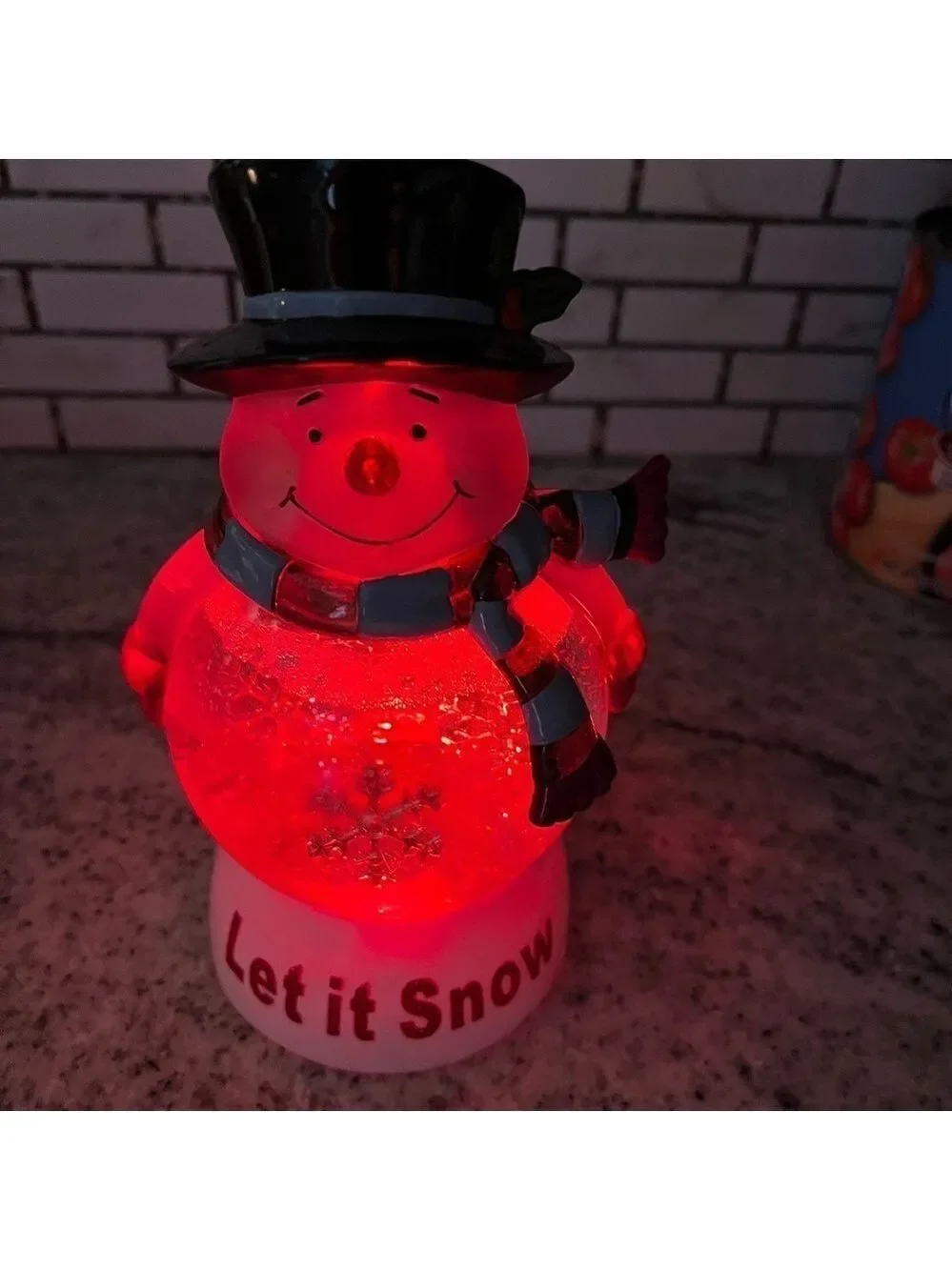 Snowman Lava Light